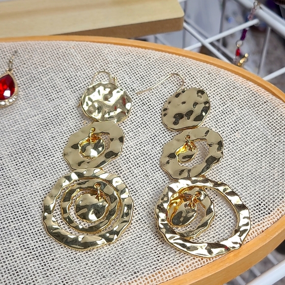 Gold-toned drop earrings long earrings - Picture 1 of 9